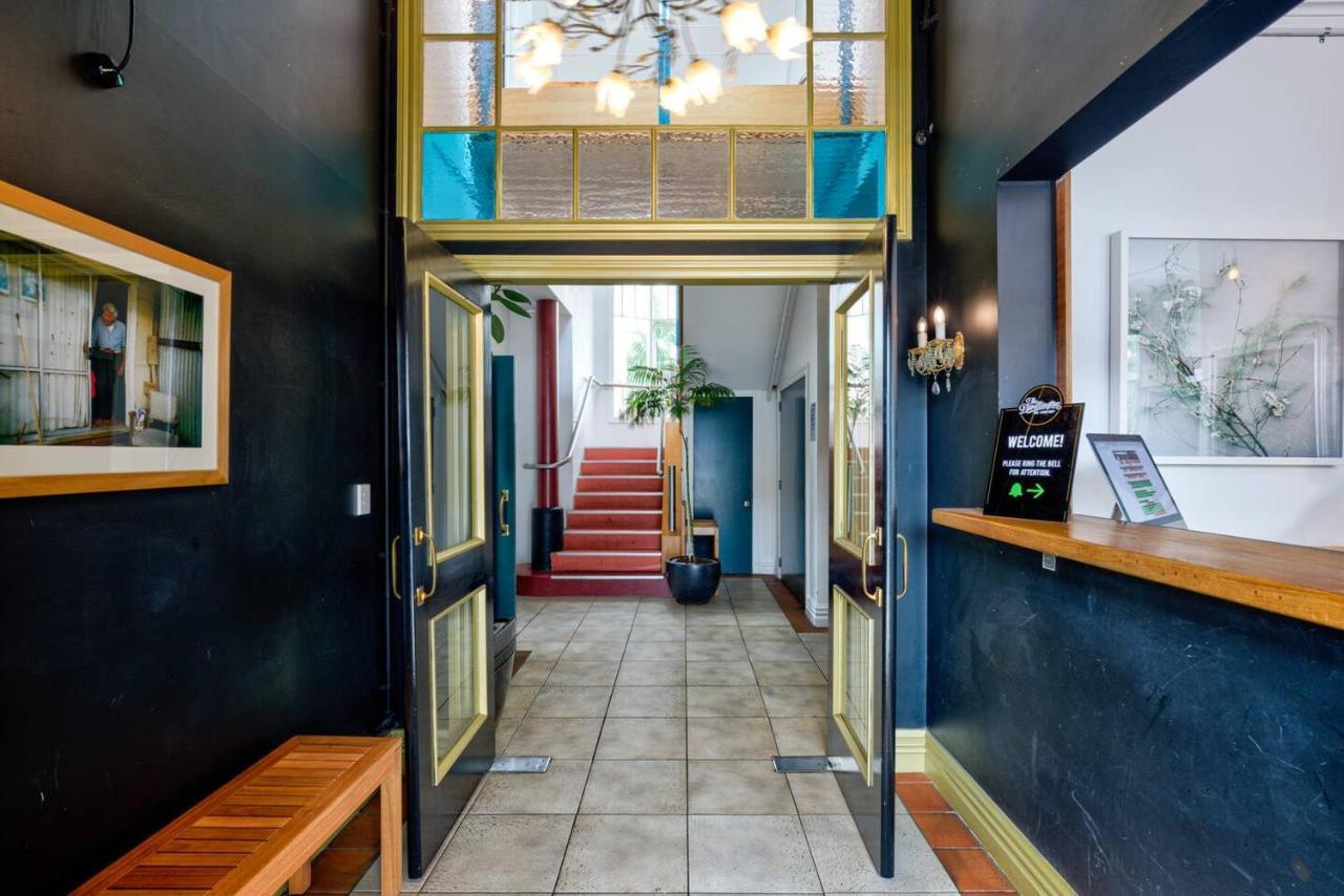 The Dwellington Hostel Eksteriør bilde
