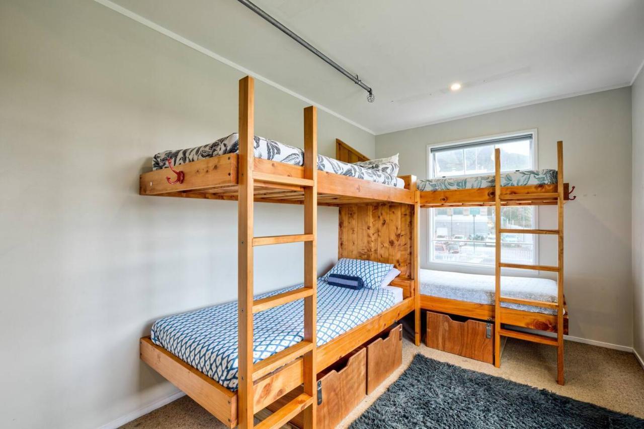 The Dwellington Hostel Eksteriør bilde