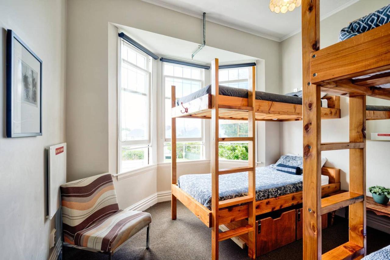 The Dwellington Hostel Eksteriør bilde